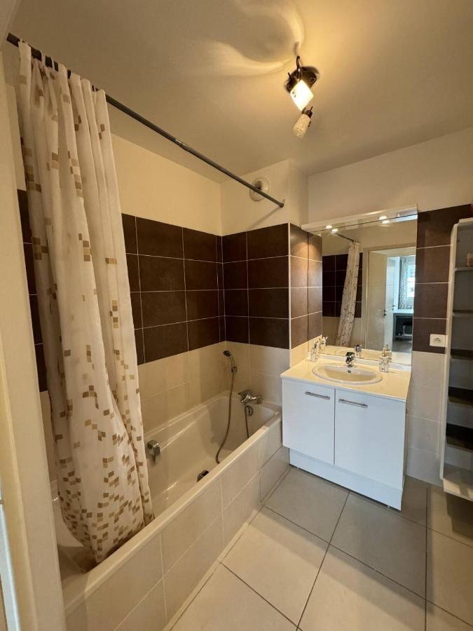 Appartement De Romain Анси Екстериор снимка